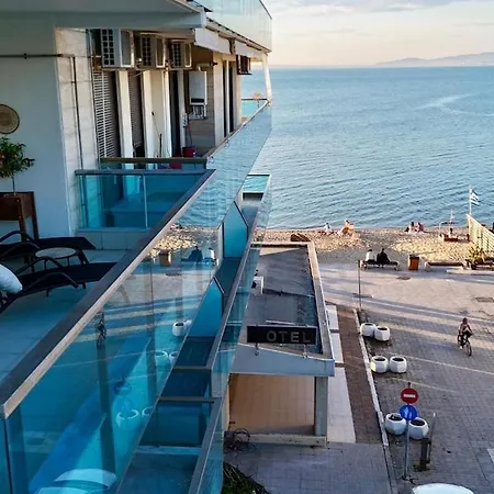 The Optimal View 2 Bedroom Seaview Peraía