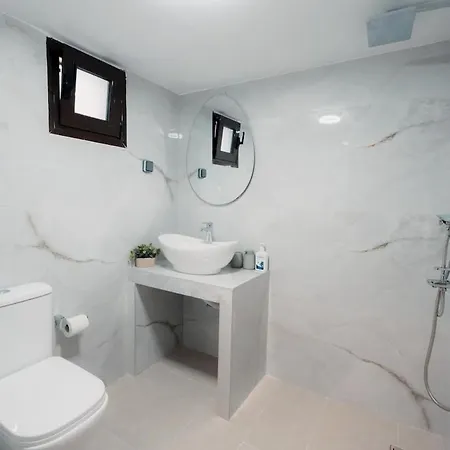 The Optimal View 2 Bedroom Seaview Апартамент