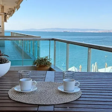 Апартамент The Optimal View 2 Bedroom Seaview *