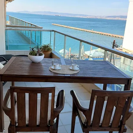 The Optimal View 2 Bedroom Seaview