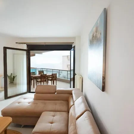 The Optimal View 2 Bedroom Seaview Peraía
